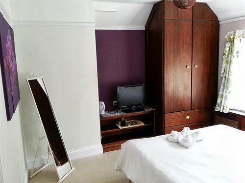 Rosemead Guest House Claygate Zewnętrze zdjęcie